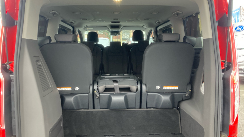 Ford Tourneo Custom 320 L1 Diesel Fwd 2.0 EcoBlue 136ps H1 Titanium 8 seater